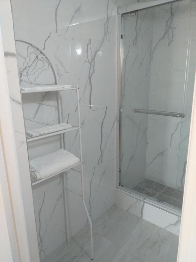 Rooms By The Pool Kingston Luaran gambar
