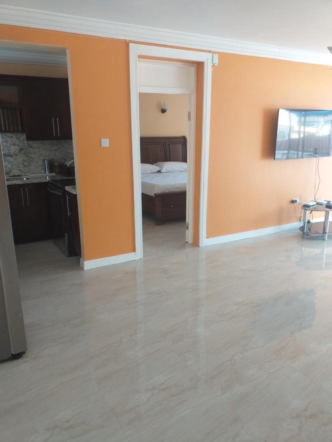Rooms By The Pool Kingston Luaran gambar